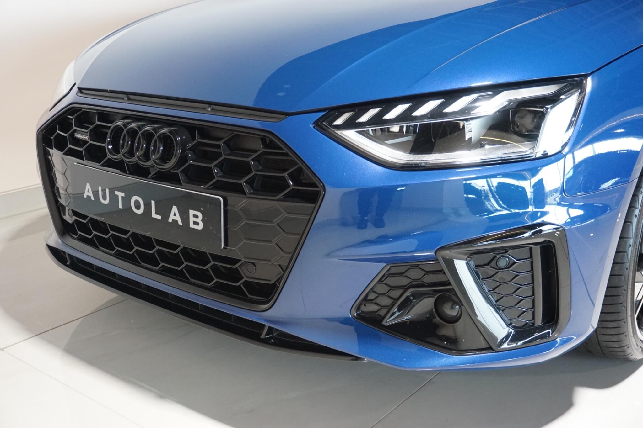 Audi A4 2.0 TDI 40 Black Edition Saloon 4dr Diesel S Tronic quattro Euro 6 (s/s) (204 ps)